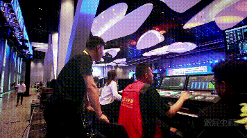 1566636720117799.gif 20190811_正式版_V1_杭州泛亞展覽策劃有限公司_泛亞宣傳片_市場_市場公關部_金頂-王俊濤.gif