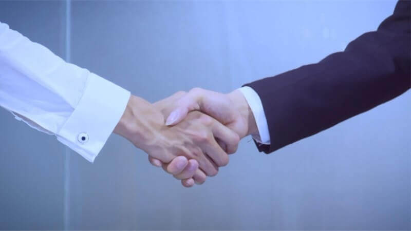 斯諾威登手表品牌廣告